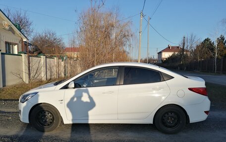 Hyundai Solaris II рестайлинг, 2015 год, 1 200 000 рублей, 6 фотография