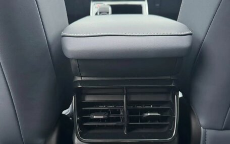 Geely Atlas, 2025 год, 3 970 990 рублей, 13 фотография