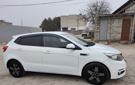 KIA Rio III рестайлинг, 2015 год, 780 000 рублей, 4 фотография