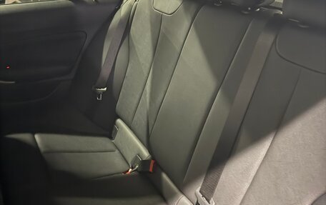 BMW 1 серия, 2018 год, 1 880 000 рублей, 14 фотография