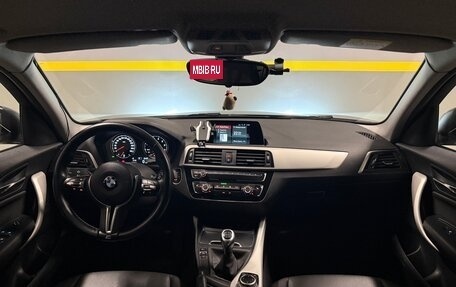 BMW 1 серия, 2018 год, 1 880 000 рублей, 10 фотография