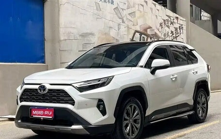 Toyota RAV4, 2025 год, 4 212 757 рублей, 1 фотография