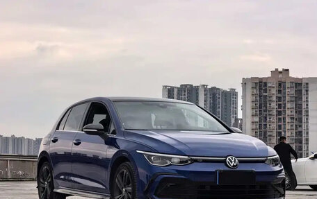 Volkswagen Golf VIII, 2022 год, 1 820 099 рублей, 3 фотография