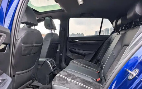 Volkswagen Golf VIII, 2022 год, 1 820 099 рублей, 12 фотография