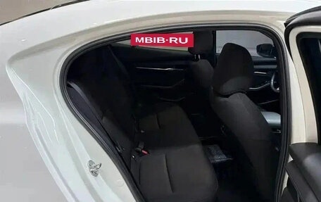 Mazda 3, 2022 год, 1 755 123 рублей, 11 фотография