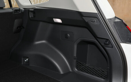 Toyota RAV4, 2026 год, 3 700 060 рублей, 27 фотография