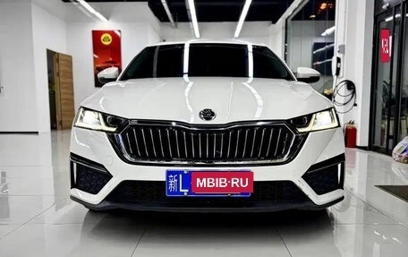 Skoda Octavia IV, 2022 год, 1 910 060 рублей, 2 фотография