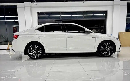 Skoda Octavia IV, 2022 год, 1 910 060 рублей, 7 фотография