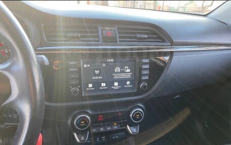 KIA Rio IV, 2018 год, 1 350 000 рублей, 4 фотография