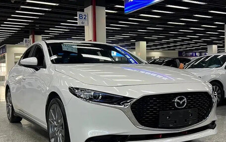 Mazda 3, 2023 год, 1 800 060 рублей, 3 фотография