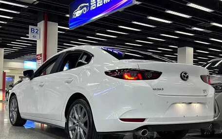 Mazda 3, 2023 год, 1 800 060 рублей, 6 фотография