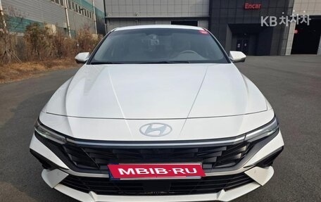 Hyundai Avante, 2024 год, 1 800 000 рублей, 2 фотография