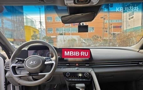 Hyundai Avante, 2024 год, 1 800 000 рублей, 6 фотография