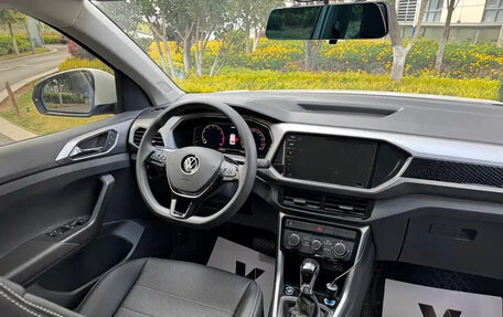 Volkswagen T-Cross I, 2022 год, 1 423 069 рублей, 15 фотография