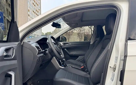 Volkswagen T-Cross I, 2022 год, 1 423 069 рублей, 22 фотография