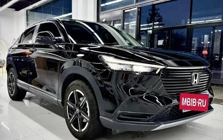 Honda Vezel, 2023 год, 1 820 060 рублей, 3 фотография