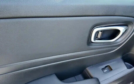 Honda Vezel, 2023 год, 1 800 060 рублей, 19 фотография