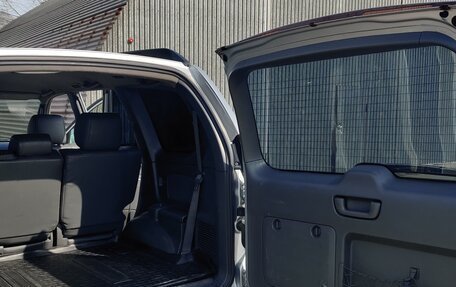 Toyota Land Cruiser Prado 120 рестайлинг, 2008 год, 3 000 000 рублей, 9 фотография