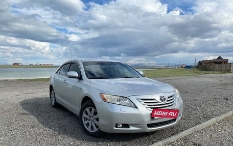 Toyota Camry, 2007 год, 1 200 000 рублей, 2 фотография