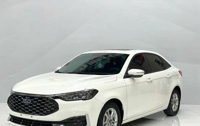 Ford Escort, 2021 год, 1 220 000 рублей, 1 фотография