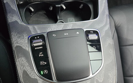 Mercedes-Benz E-Класс, 2022 год, 6 000 000 рублей, 18 фотография