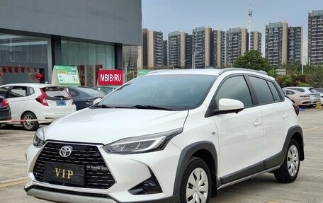 Toyota Yaris XP150 рестайлинг, 2022 год, 1 340 000 рублей, 1 фотография