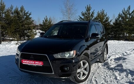 Mitsubishi Outlander III рестайлинг 3, 2010 год, 1 240 000 рублей, 1 фотография