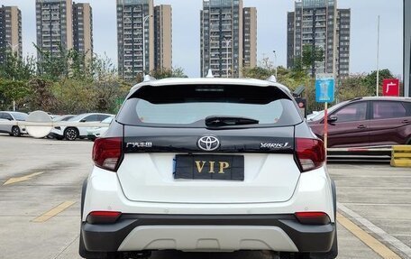 Toyota Yaris XP150 рестайлинг, 2022 год, 1 340 000 рублей, 7 фотография