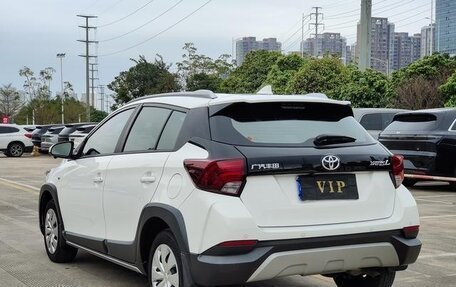 Toyota Yaris XP150 рестайлинг, 2022 год, 1 340 000 рублей, 6 фотография