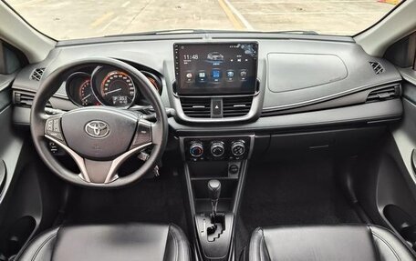 Toyota Yaris XP150 рестайлинг, 2022 год, 1 340 000 рублей, 8 фотография