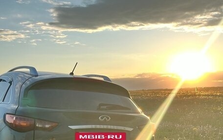 Infiniti QX70, 2016 год, 2 100 000 рублей, 3 фотография