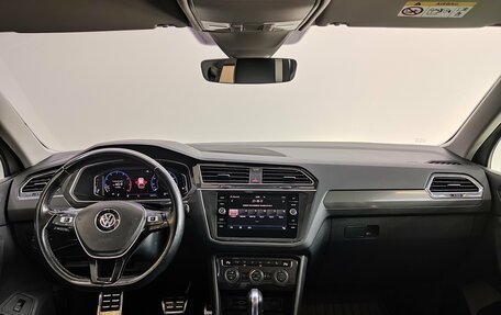 Volkswagen Tiguan II, 2018 год, 2 000 000 рублей, 9 фотография