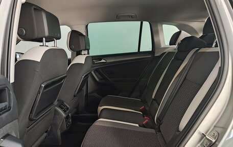 Volkswagen Tiguan II, 2018 год, 2 000 000 рублей, 17 фотография