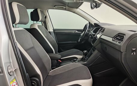 Volkswagen Tiguan II, 2018 год, 2 000 000 рублей, 20 фотография