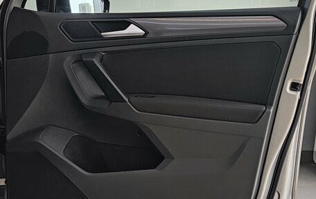 Volkswagen Tiguan II, 2018 год, 2 000 000 рублей, 30 фотография