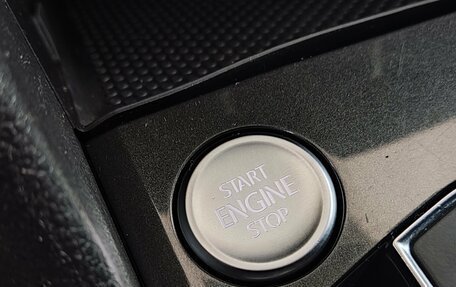 Volkswagen Tiguan II, 2018 год, 2 000 000 рублей, 24 фотография