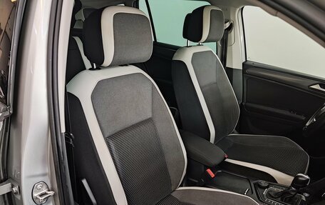 Volkswagen Tiguan II, 2018 год, 2 000 000 рублей, 21 фотография