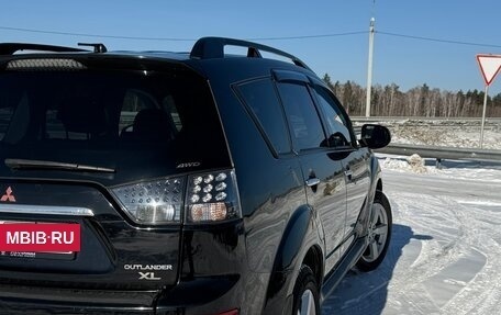 Mitsubishi Outlander III рестайлинг 3, 2010 год, 1 240 000 рублей, 7 фотография