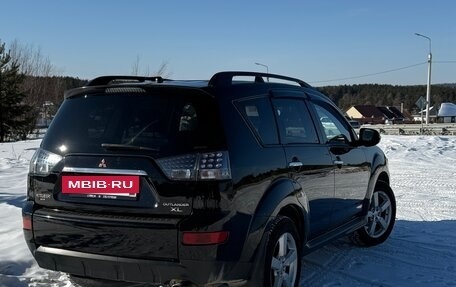 Mitsubishi Outlander III рестайлинг 3, 2010 год, 1 240 000 рублей, 6 фотография