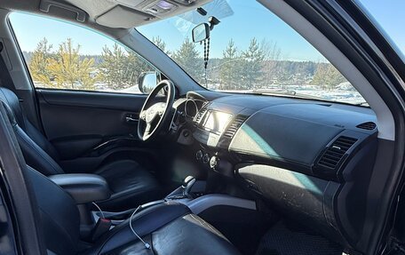 Mitsubishi Outlander III рестайлинг 3, 2010 год, 1 240 000 рублей, 14 фотография