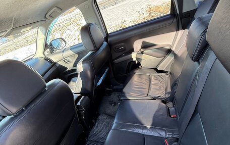 Mitsubishi Outlander III рестайлинг 3, 2010 год, 1 240 000 рублей, 15 фотография