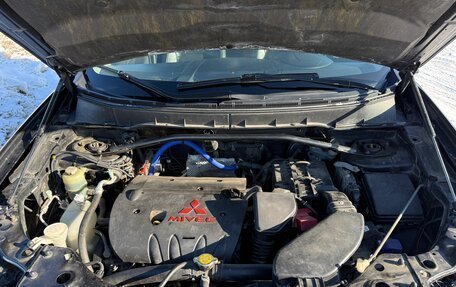 Mitsubishi Outlander III рестайлинг 3, 2010 год, 1 240 000 рублей, 24 фотография