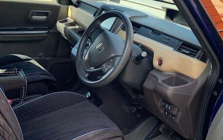 Honda Freed II, 2017 год, 1 400 000 рублей, 5 фотография