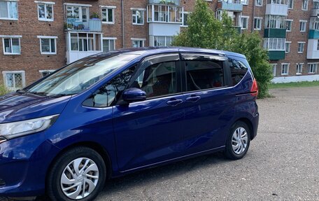 Honda Freed II, 2017 год, 1 400 000 рублей, 4 фотография