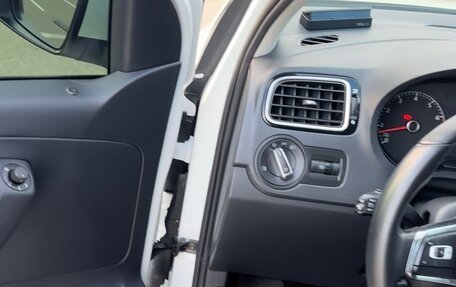 Volkswagen Polo VI (EU Market), 2018 год, 1 300 000 рублей, 3 фотография