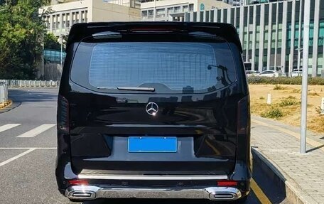 Mercedes-Benz Vito, 2023 год, 6 000 000 рублей, 13 фотография