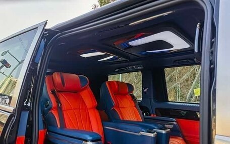 Mercedes-Benz Vito, 2023 год, 6 000 000 рублей, 11 фотография