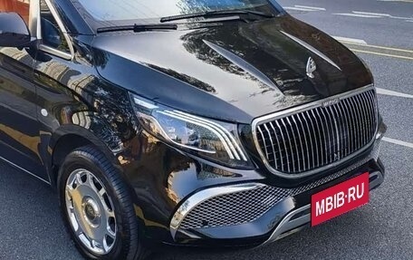 Mercedes-Benz Vito, 2023 год, 6 000 000 рублей, 4 фотография