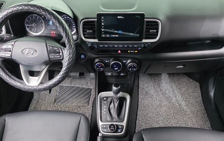 Hyundai Venue I, 2022 год, 1 710 000 рублей, 7 фотография