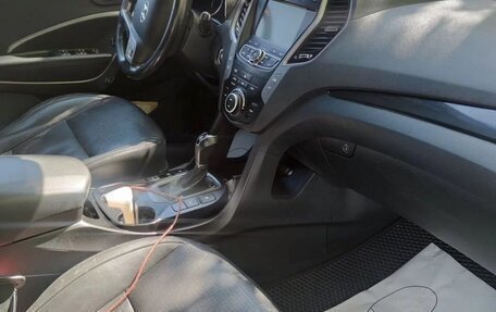 Hyundai Santa Fe III рестайлинг, 2014 год, 1 550 000 рублей, 3 фотография